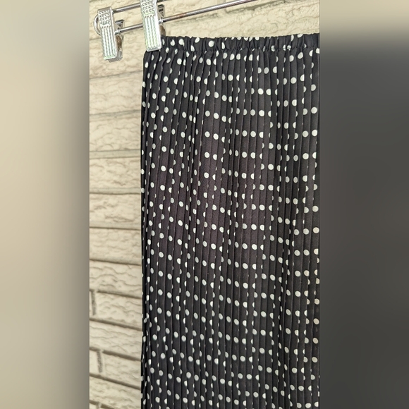 English Laundry Black White Polka Dot Pleated Lined Skirt XL EUC - Picture 3 of 5
